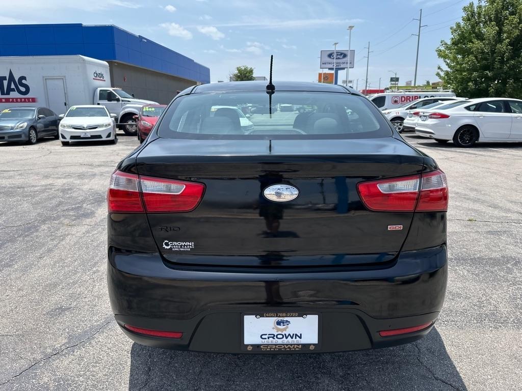 Kia Rio  2015