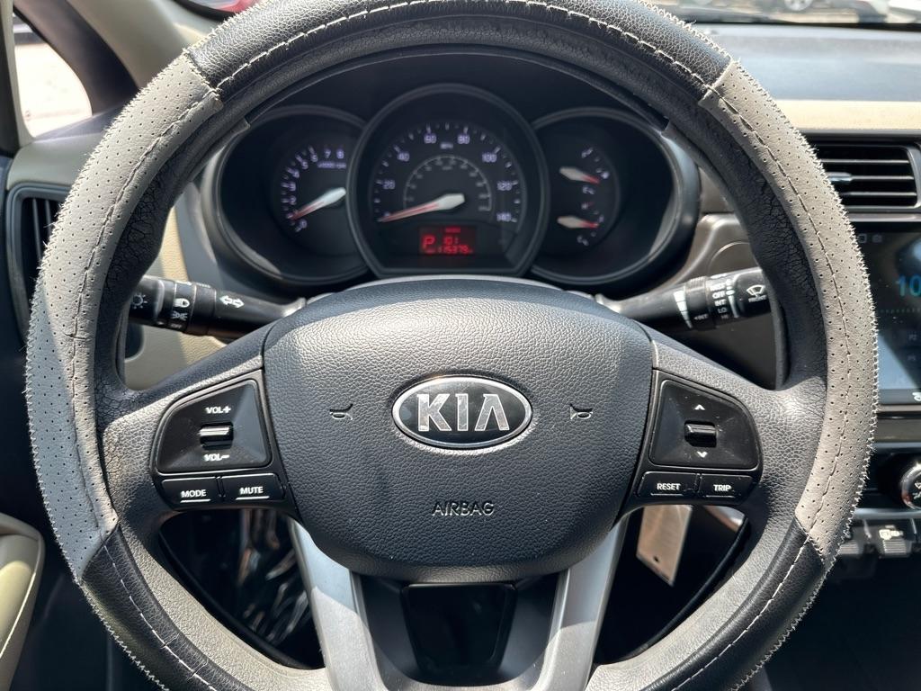 Kia Rio  2015