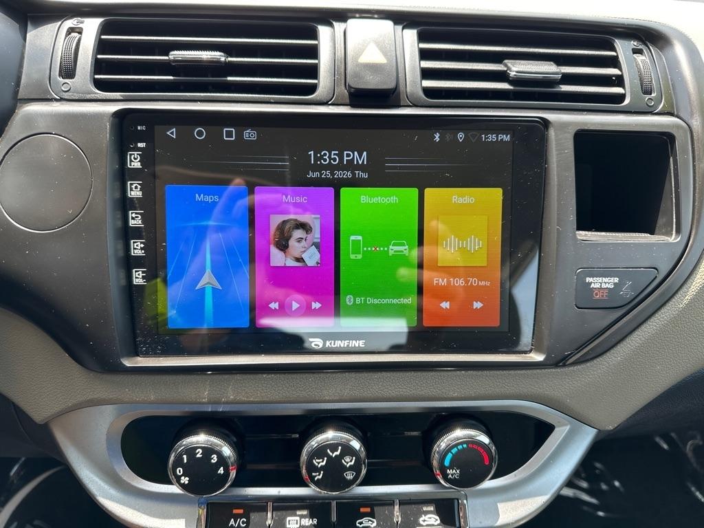 Kia Rio  2015