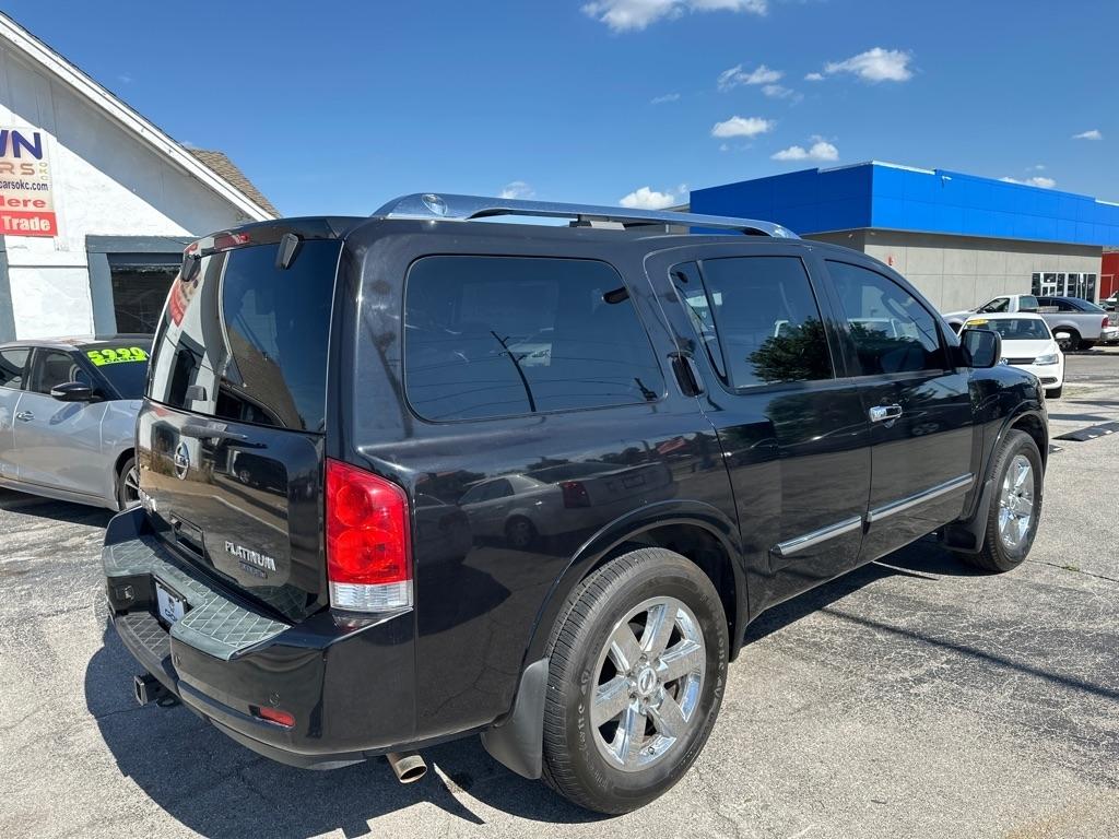 Nissan Armada Platinum 2011