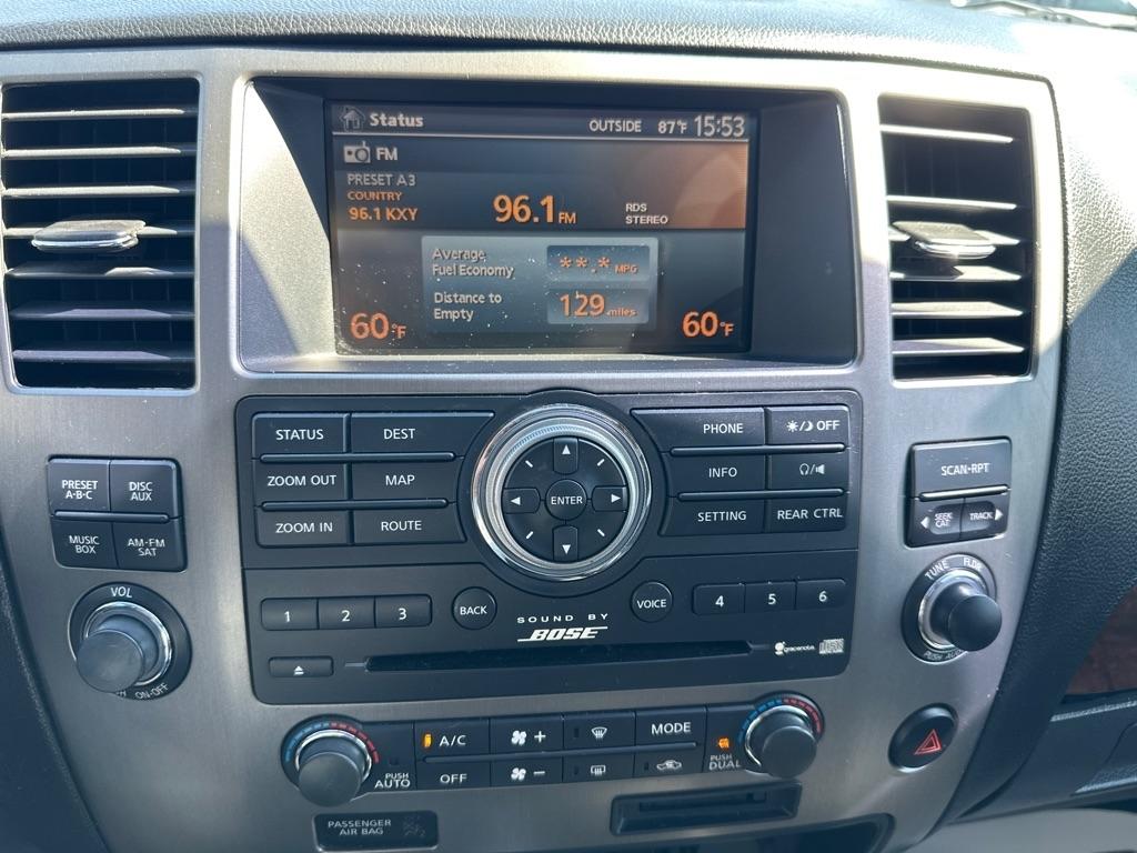 Nissan Armada Platinum 2011