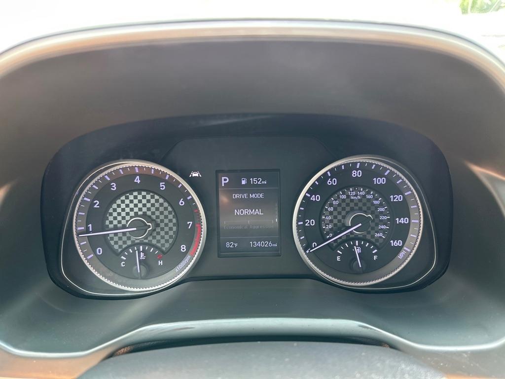 Hyundai Elantra  2020