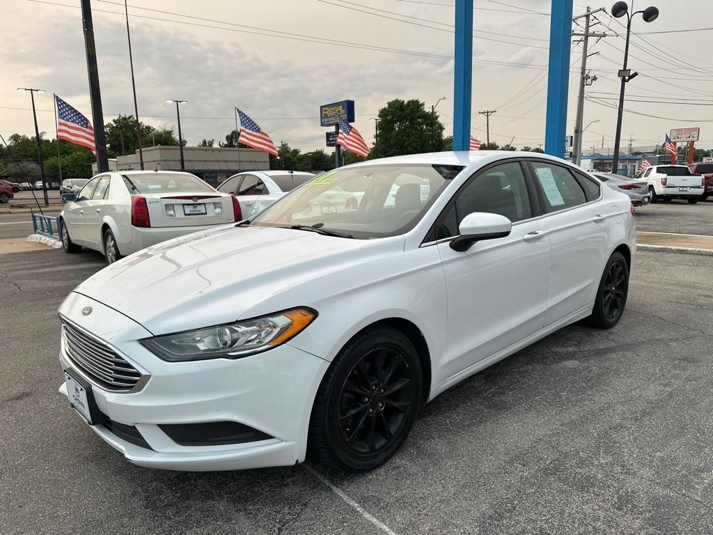 Ford Fusion SE 2017