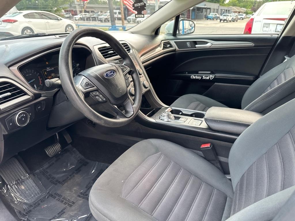 Ford Fusion SE 2017