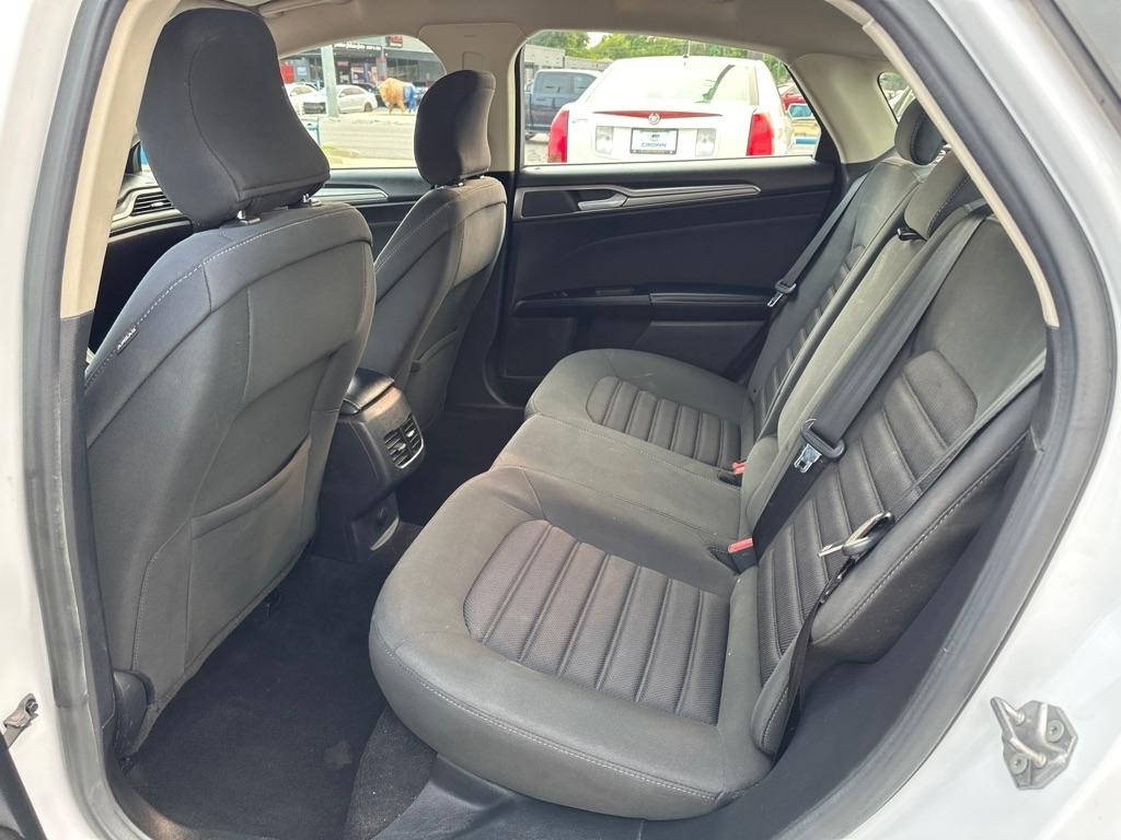 Ford Fusion SE 2017