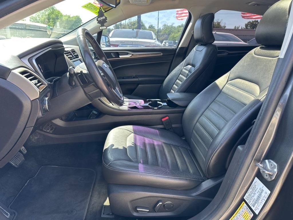 Ford Fusion SE 2016