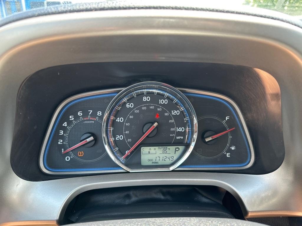 Toyota RAV4  2013