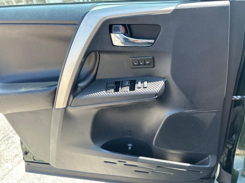 Toyota RAV4  2013