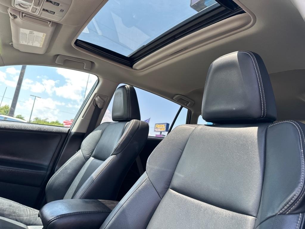 Toyota RAV4  2013
