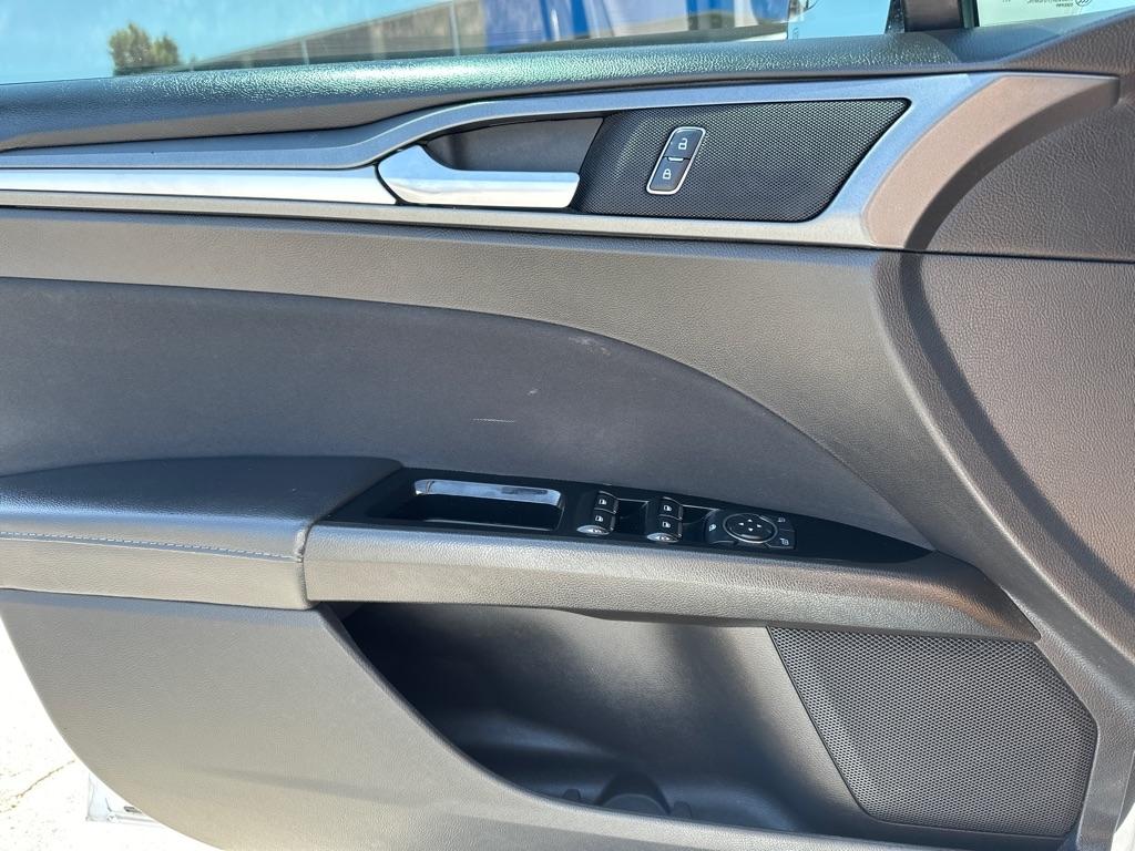 Ford Fusion  2016