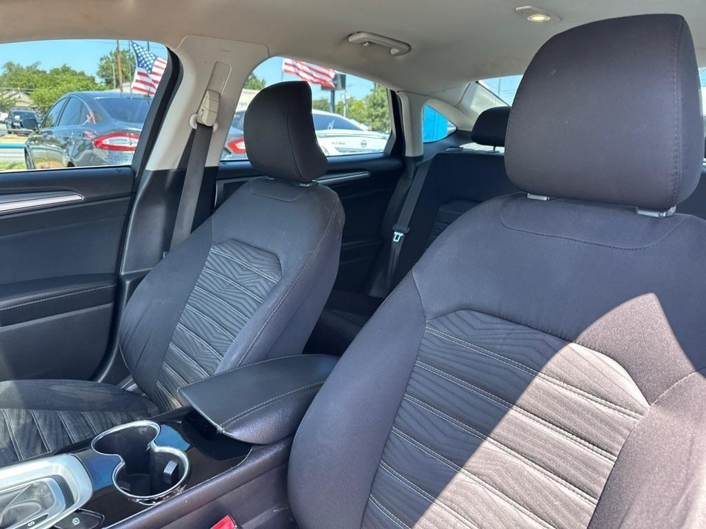 Ford Fusion  2016