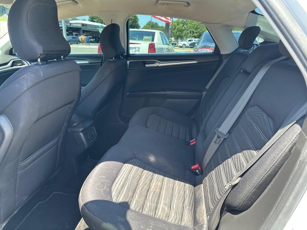 Ford Fusion  2016