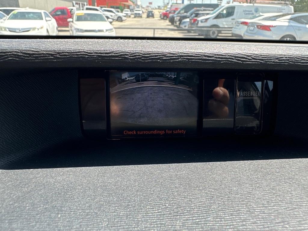 Toyota Sienna  2011