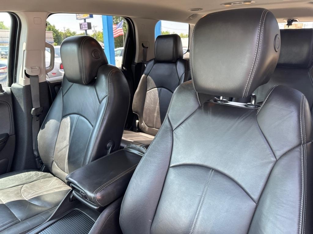 GMC Acadia  2013