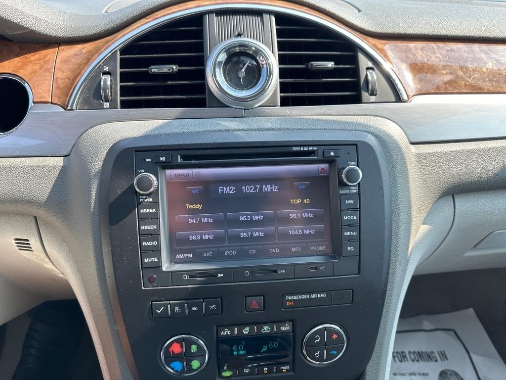 Buick Enclave Base FWD 2012