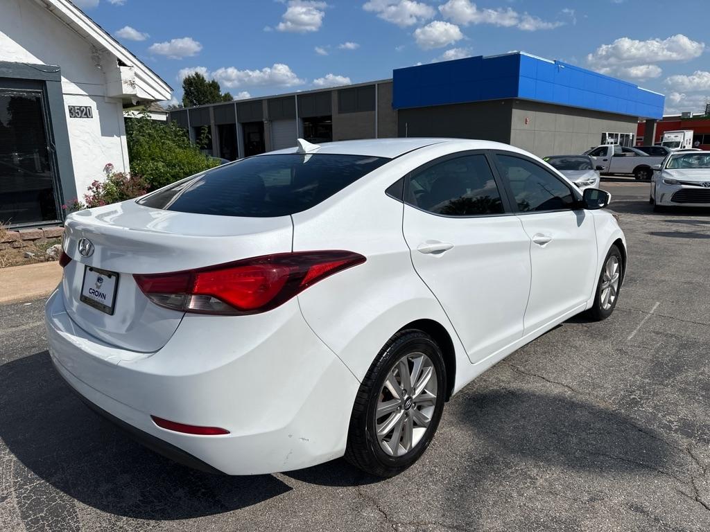 Hyundai Elantra  2015