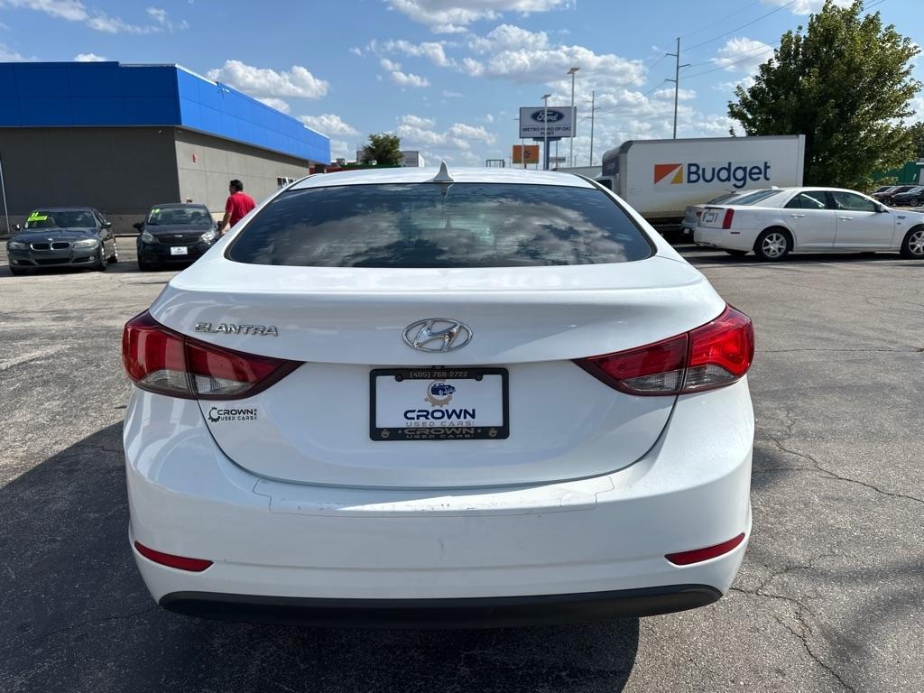 Hyundai Elantra  2015