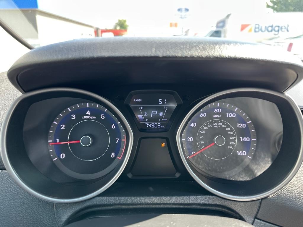 Hyundai Elantra  2015