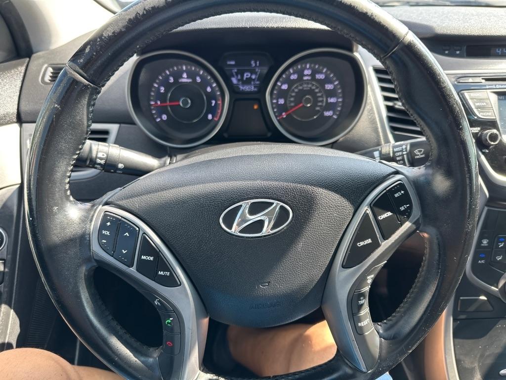 Hyundai Elantra  2015