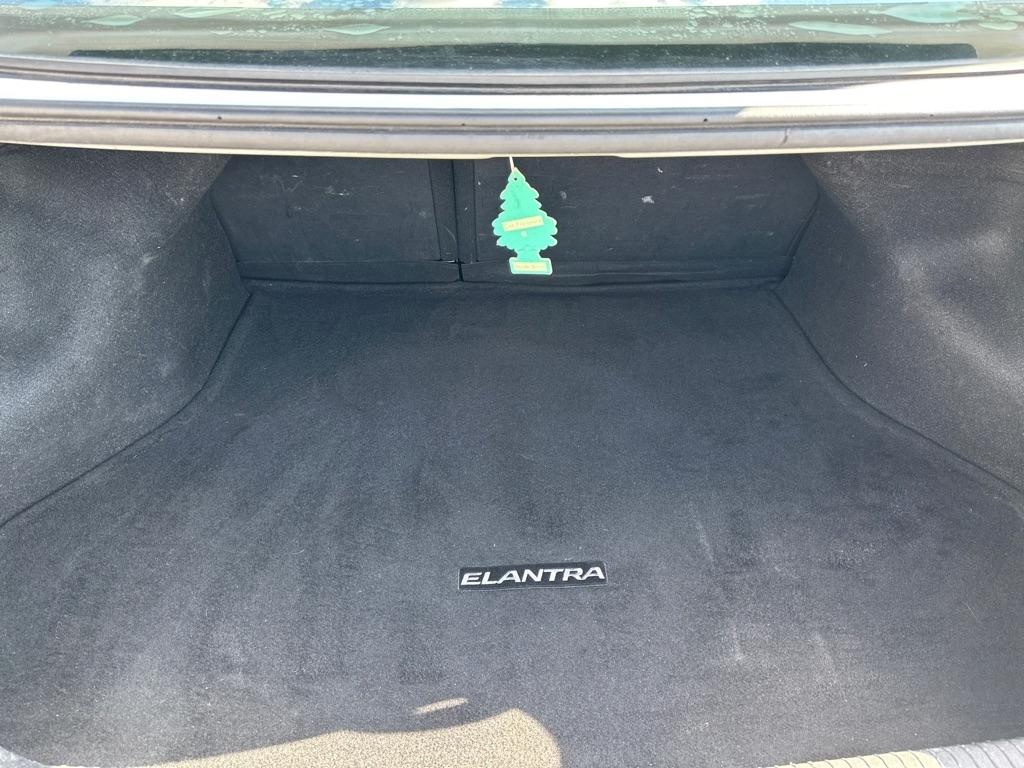 Hyundai Elantra  2015