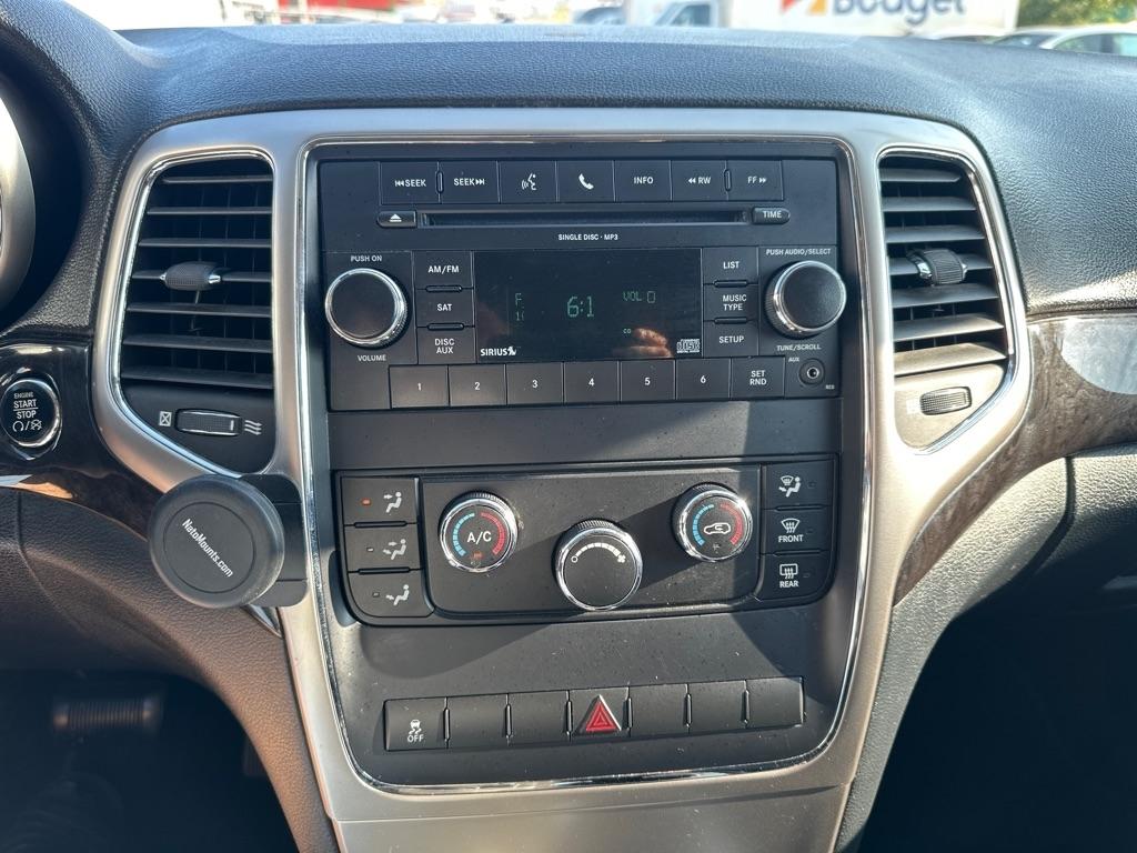 Jeep Grand Cherokee Laredo 2011