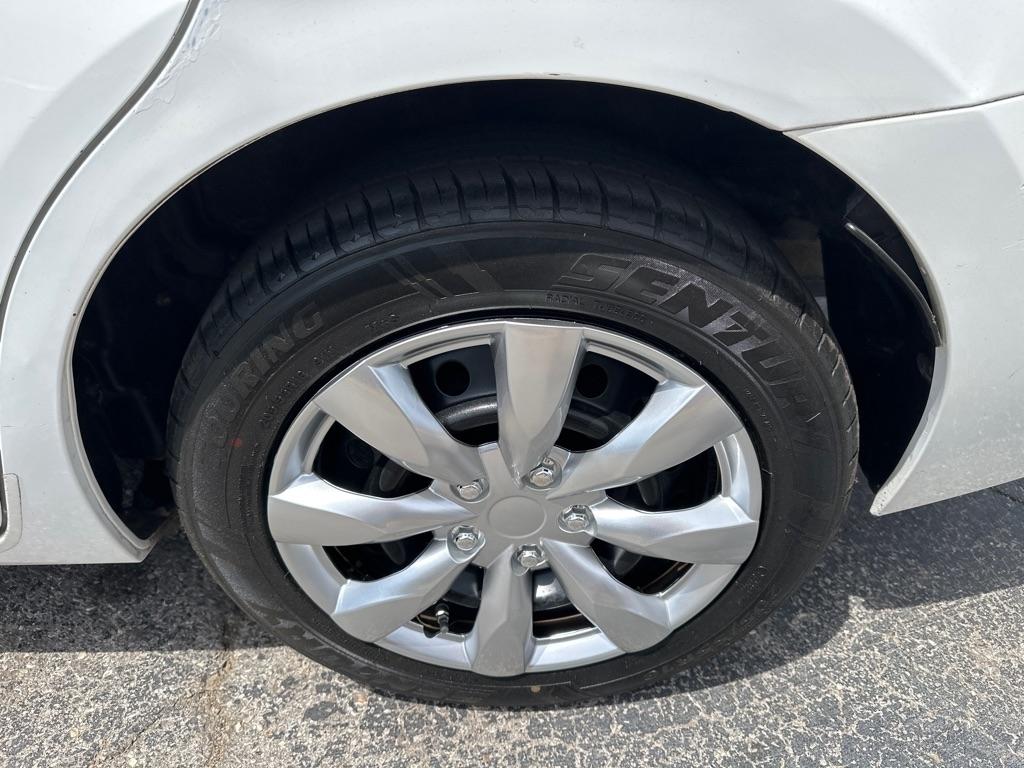 Toyota Corolla L 2014