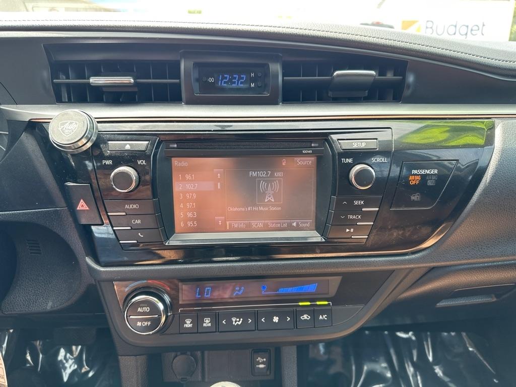 Toyota Corolla L 2014
