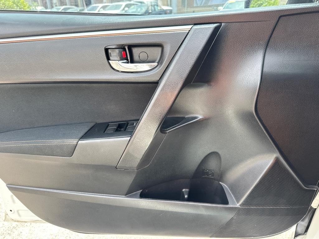 Toyota Corolla L 2014