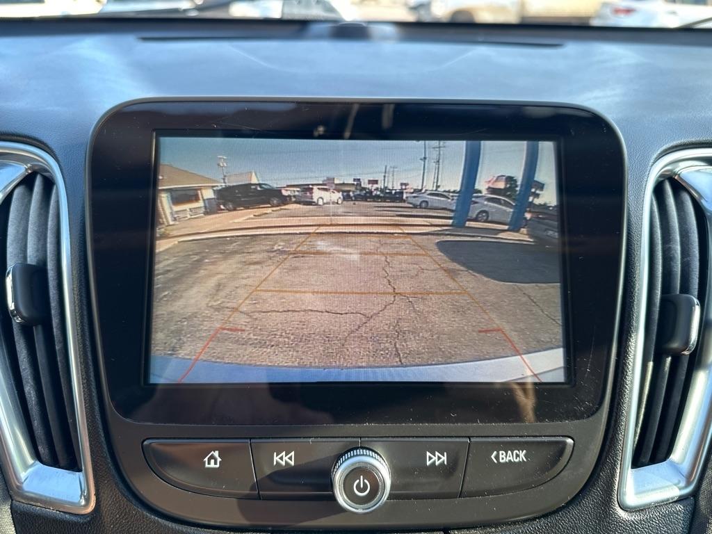 Chevrolet Malibu  2018