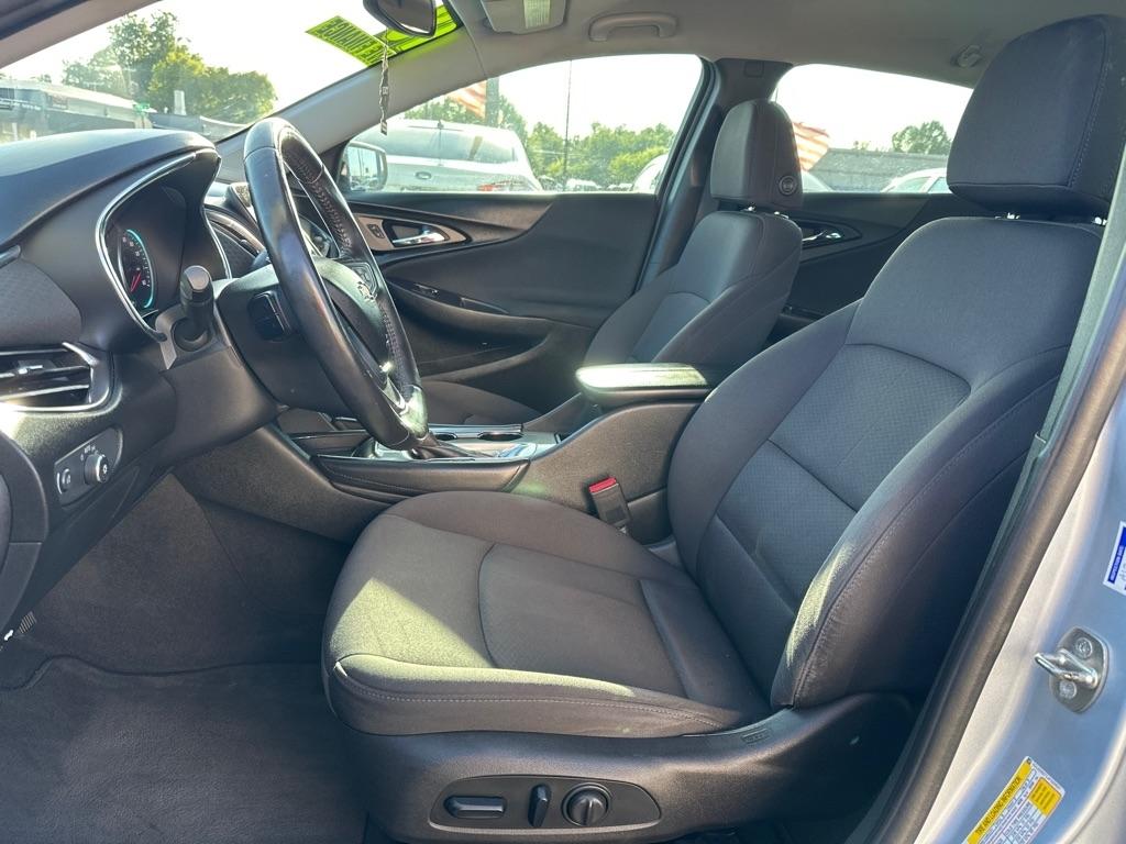 Chevrolet Malibu  2018