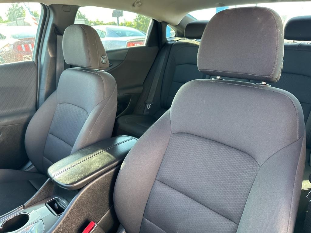 Chevrolet Malibu  2018