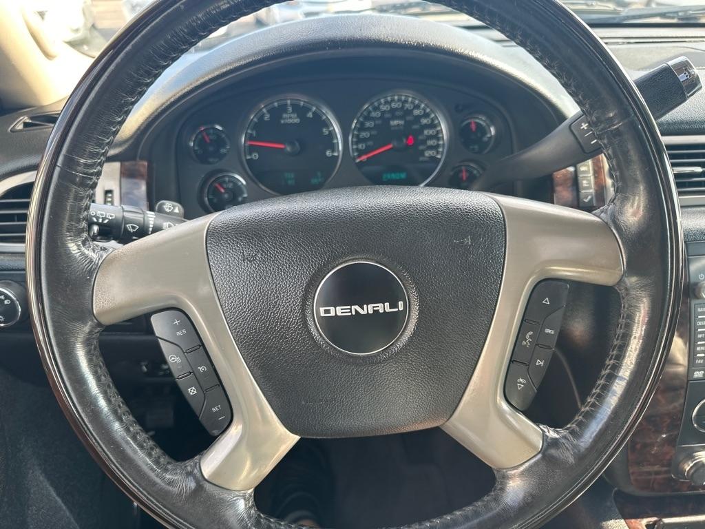 GMC Yukon XL  2014