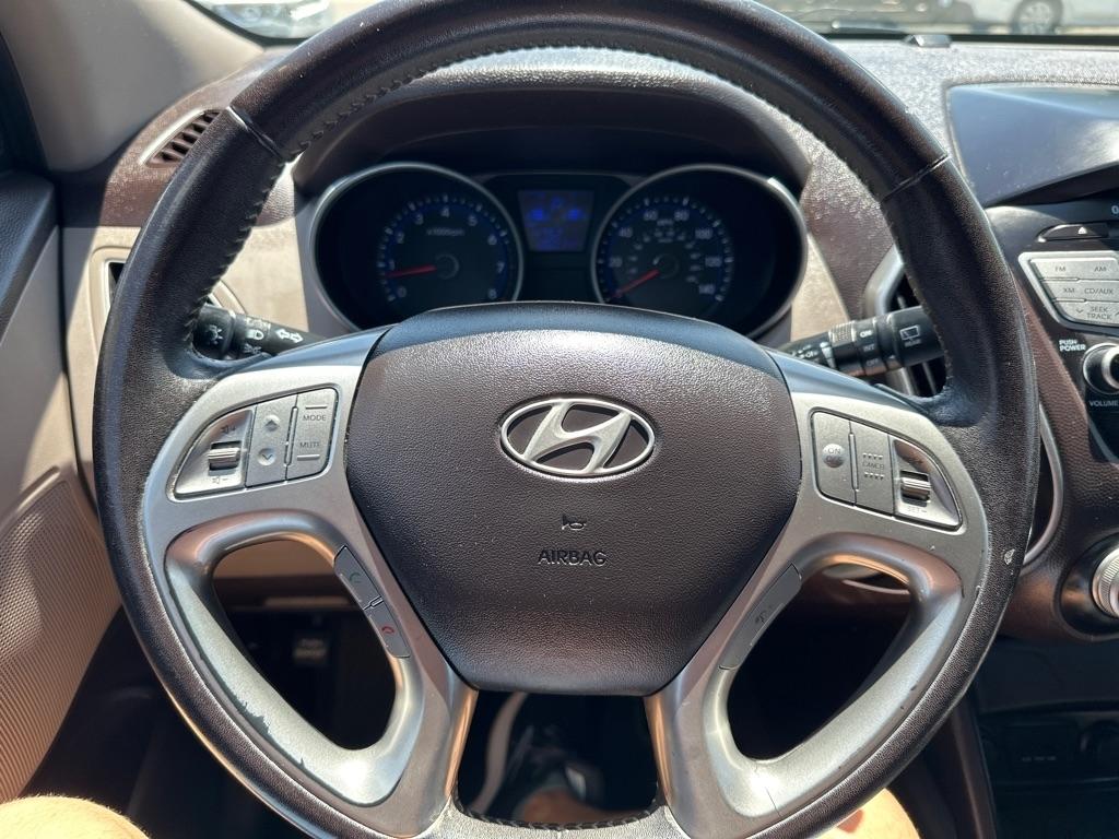 Hyundai Tucson  2011