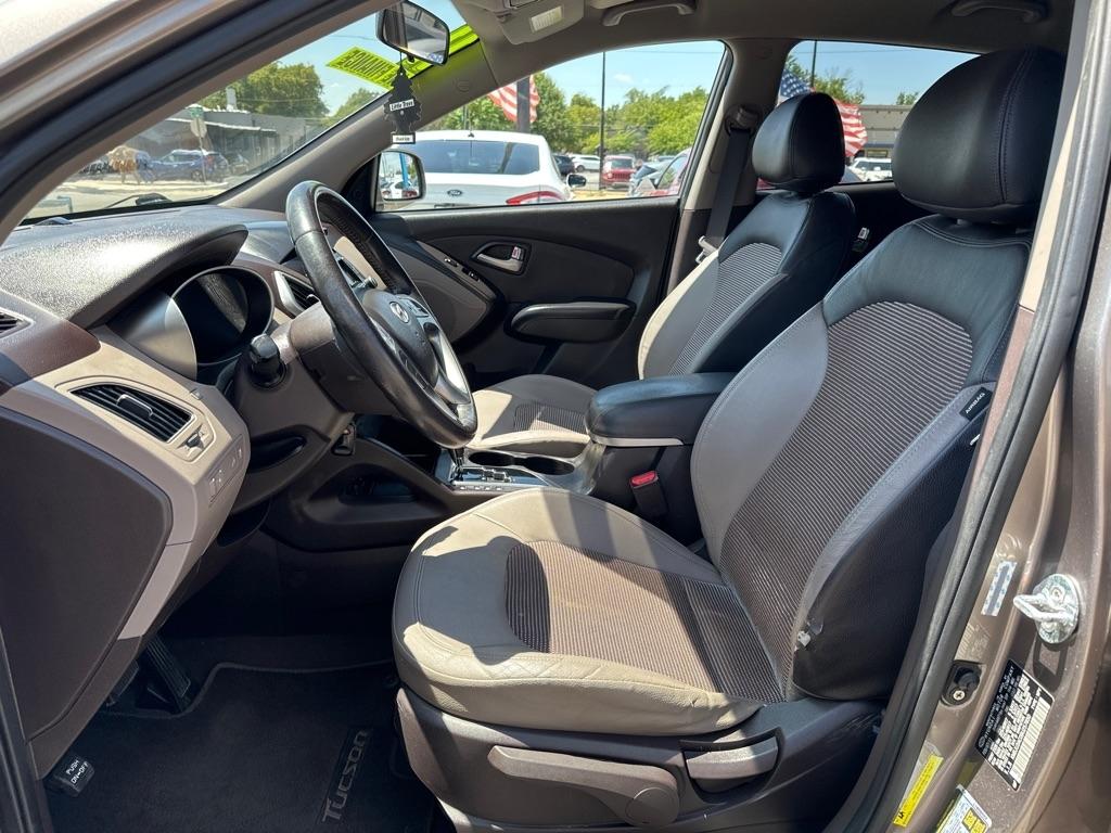 Hyundai Tucson  2011