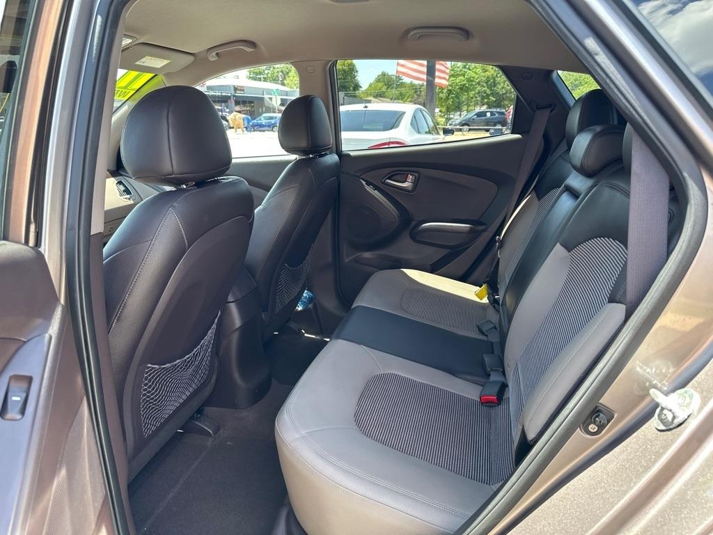 Hyundai Tucson  2011