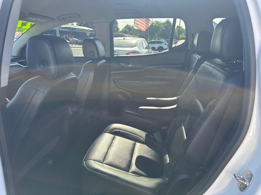 GMC Acadia  2022