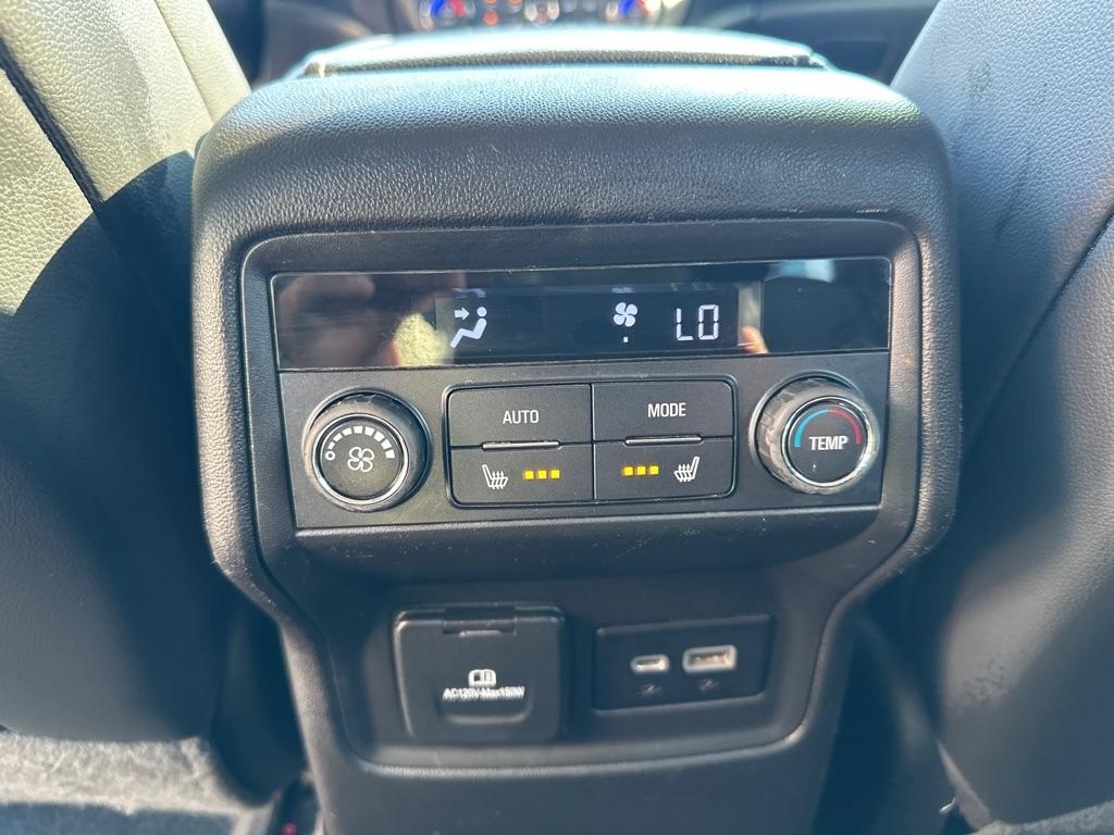 GMC Acadia  2022