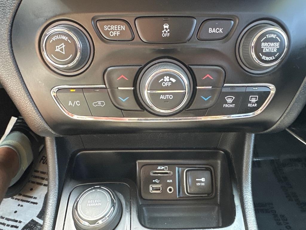 Jeep Cherokee Latitude 2016