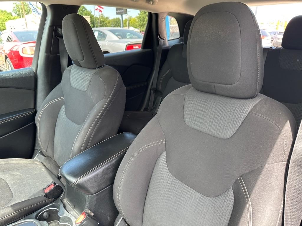 Jeep Cherokee Latitude 2016
