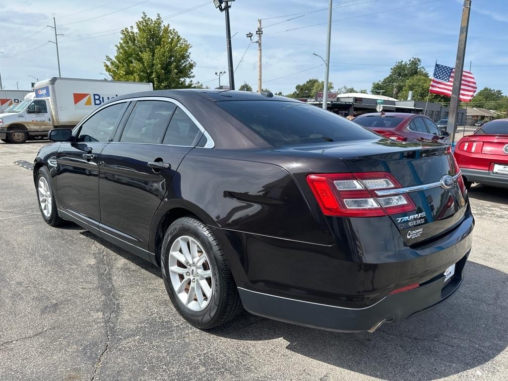 Ford Taurus SE 2014