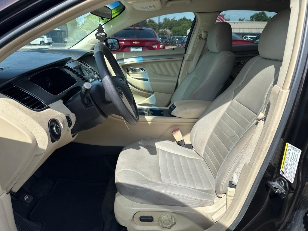 Ford Taurus SE 2014