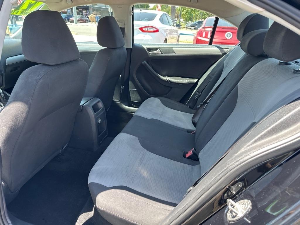 Volkswagen Jetta S 2017