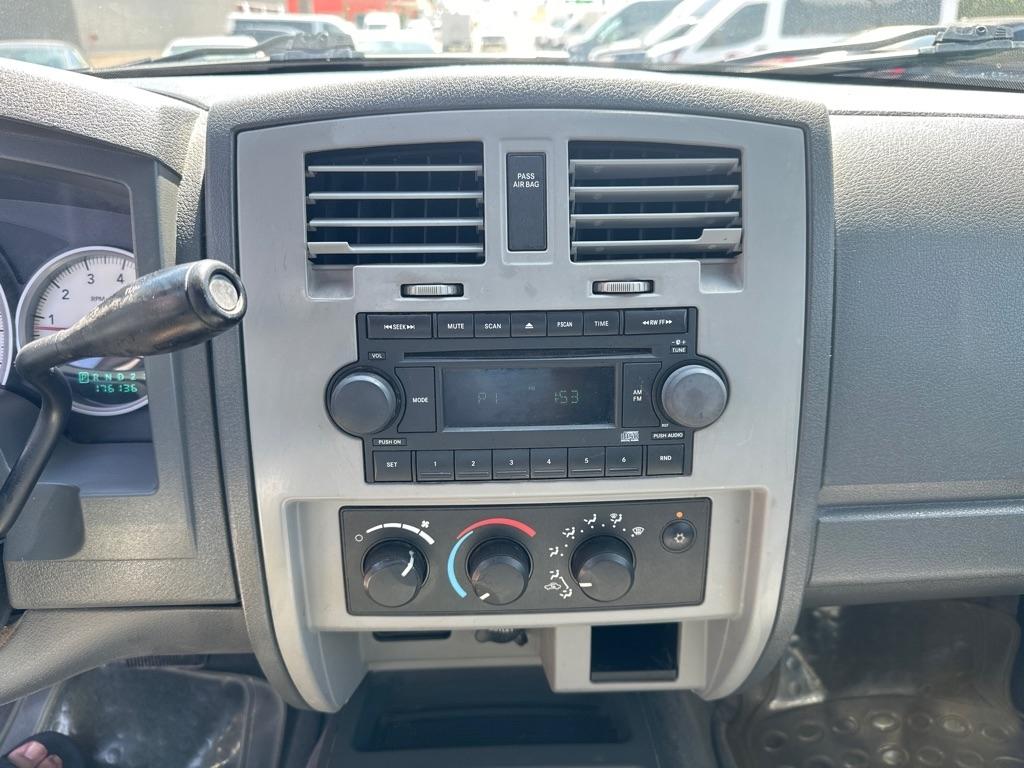Dodge Dakota  2005