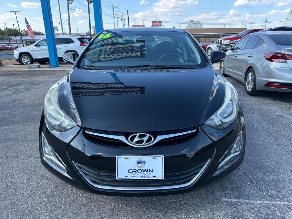 Hyundai Elantra  2016