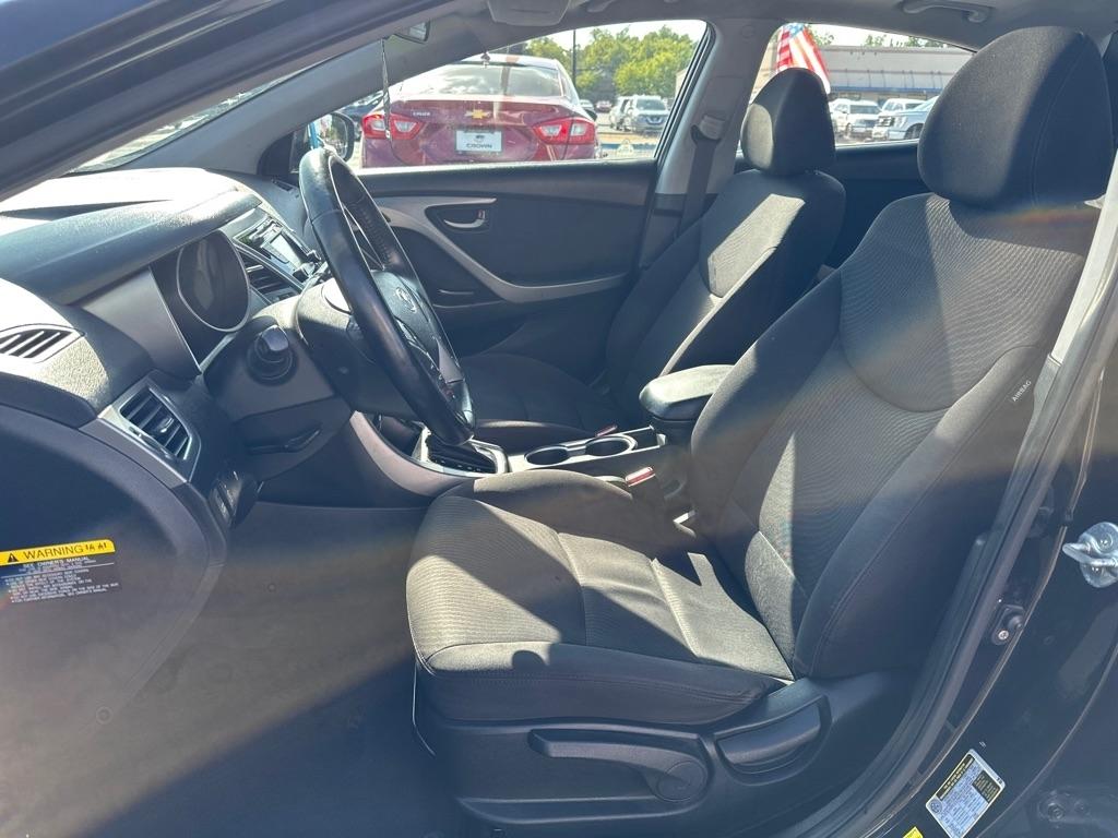 Hyundai Elantra  2016