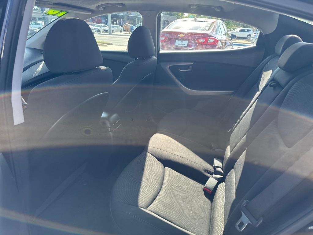 Hyundai Elantra  2016