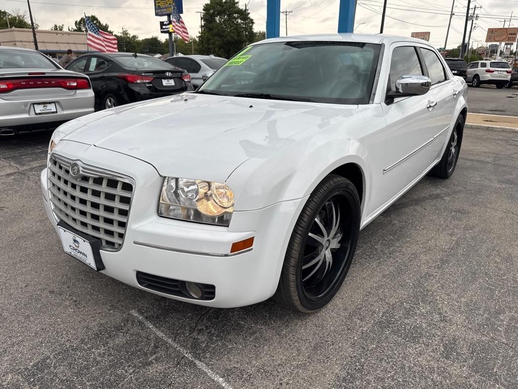 Chrysler 300  2010