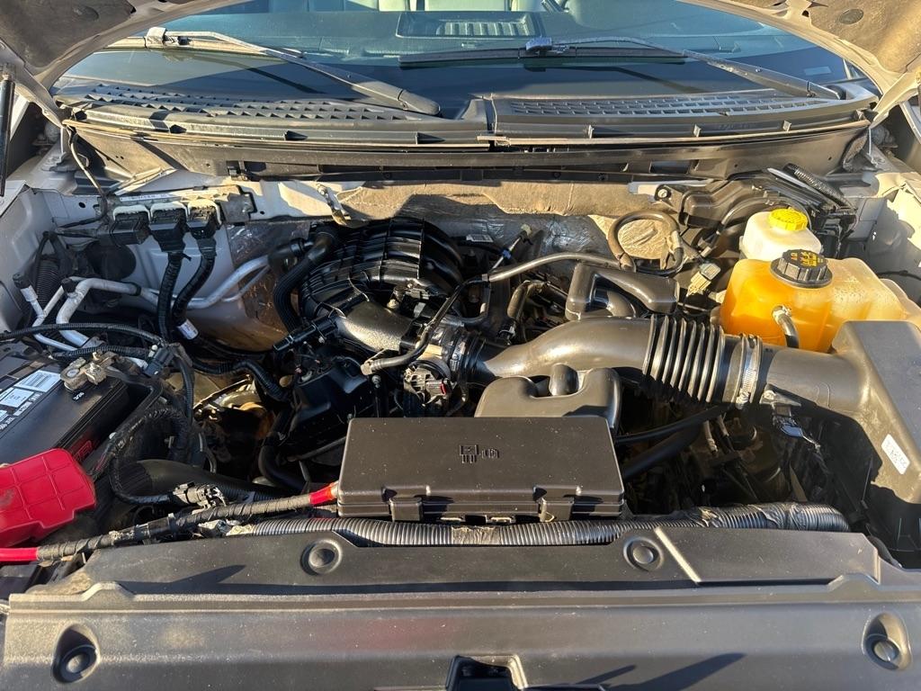 Ford F-150 photo 17