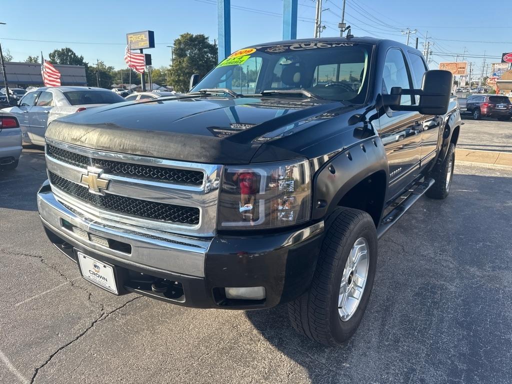 Chevrolet Silverado photo 4