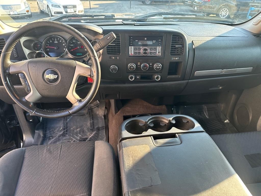 Chevrolet Silverado photo 10